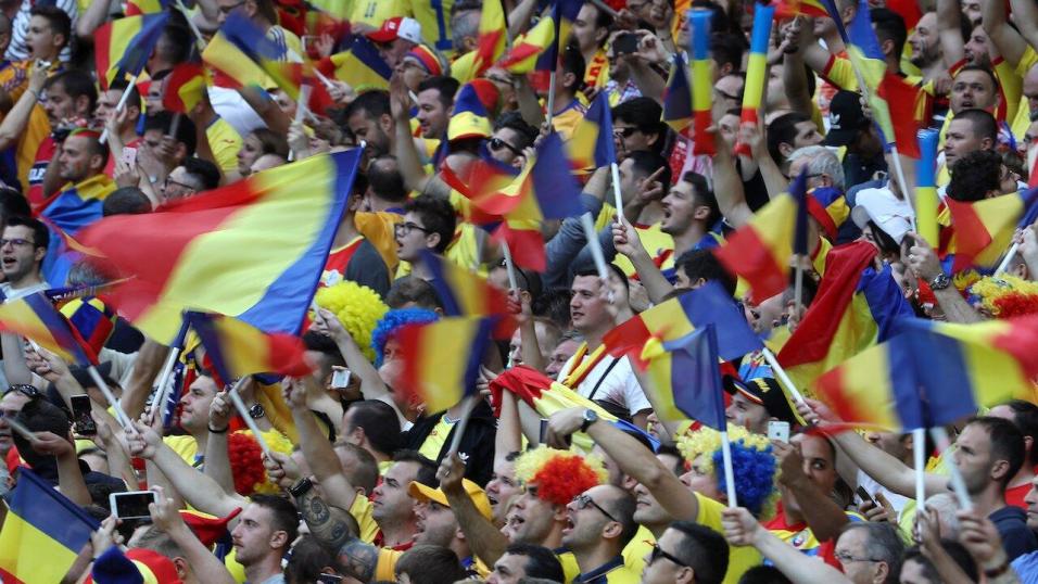 Romania football fans
